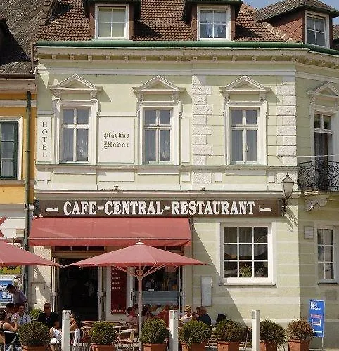 Guest house Madar Cafe Melk